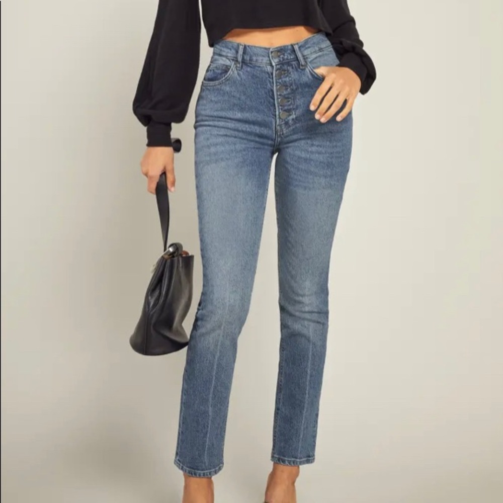 NEW Reformation Liza High Rise Straight Jeans. Button Fly. Malta Wash. 31”.